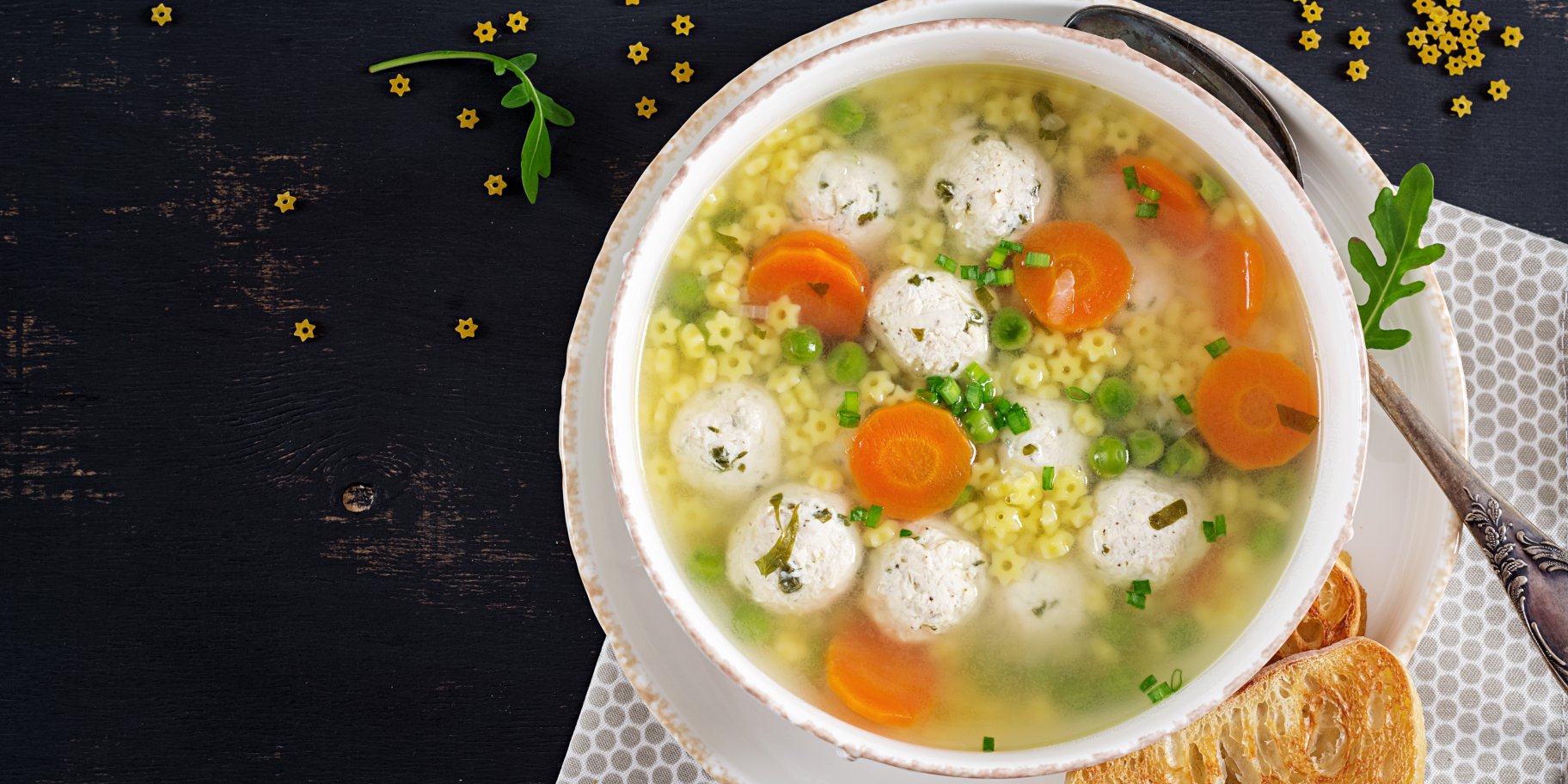 Суп з фрикадельками