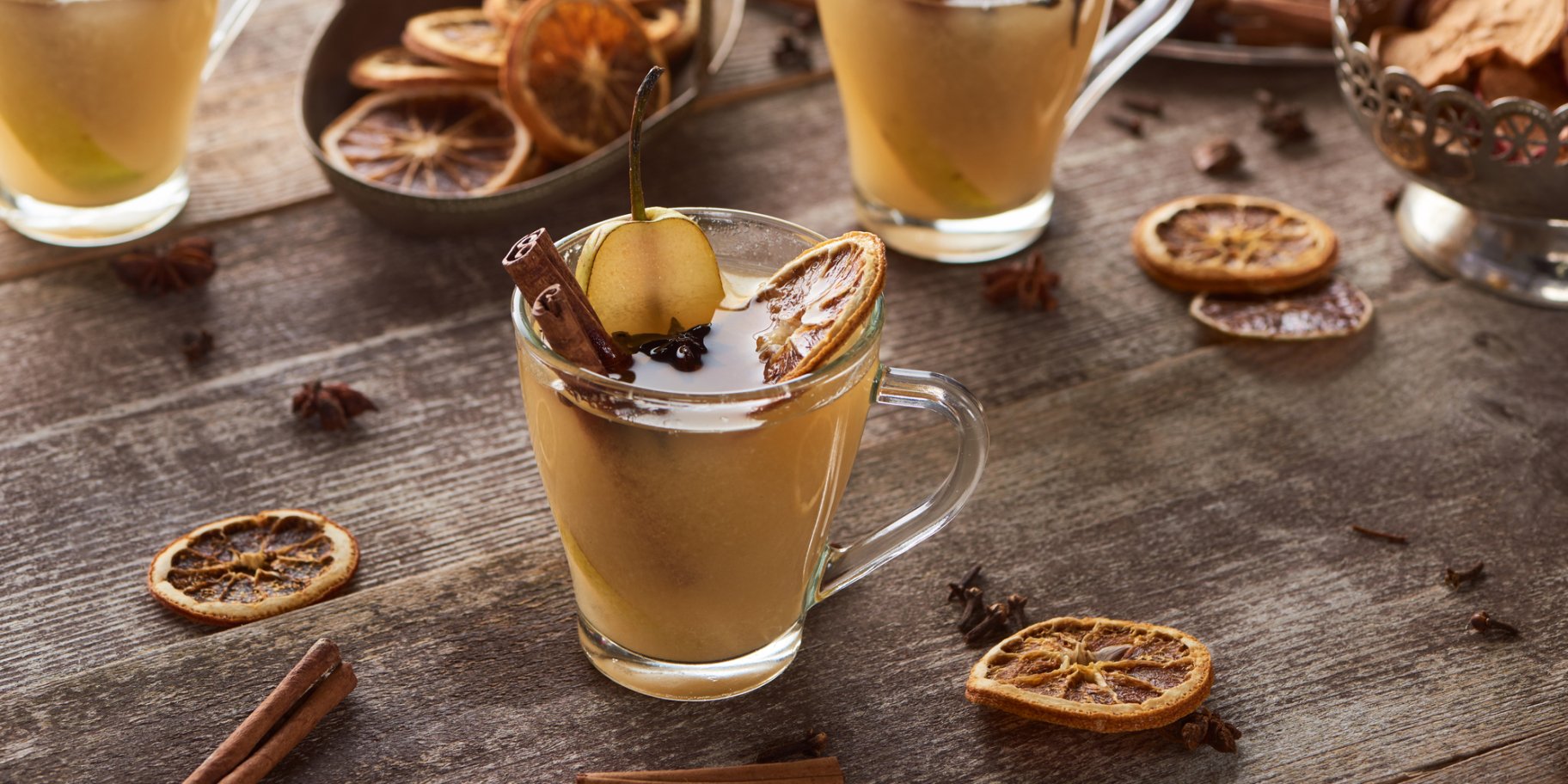 Грушевий глінтвейн зі спеціями