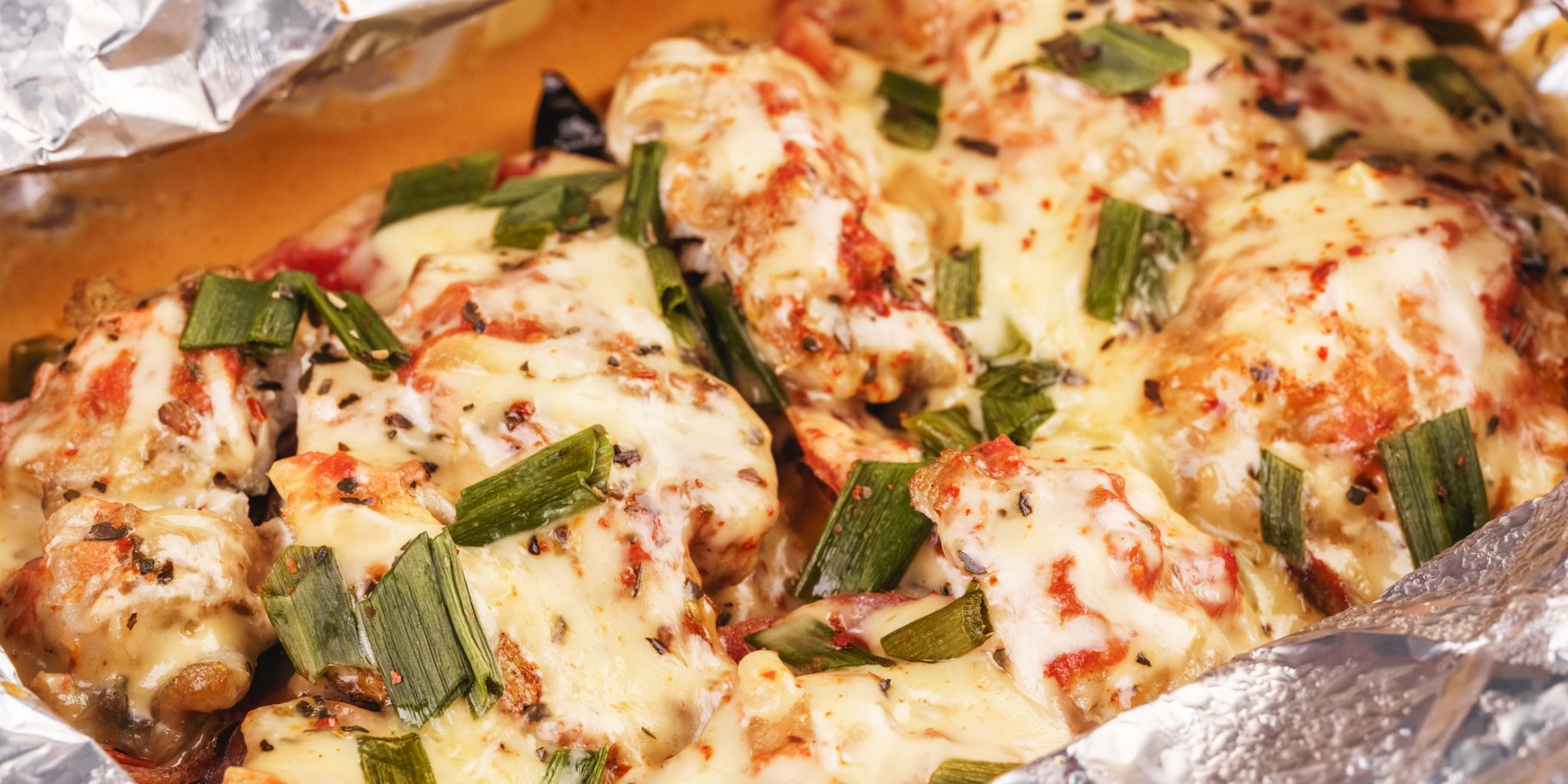 Біла риба під твердим сиром