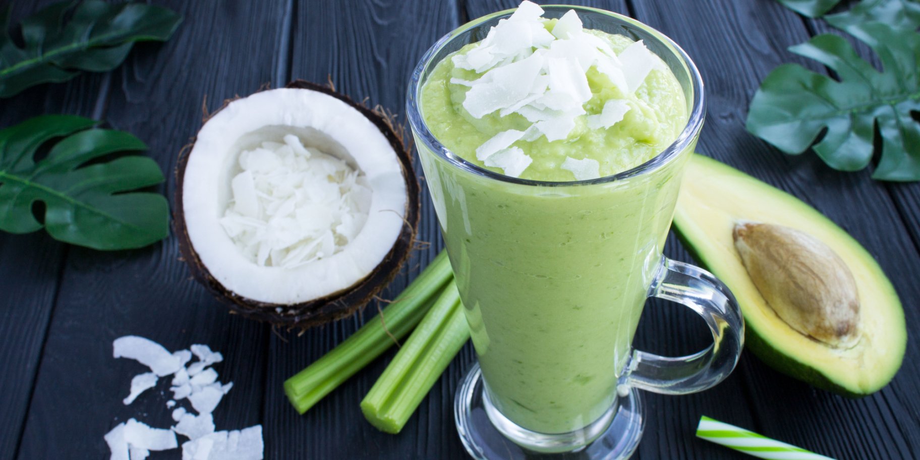 Коктейль з кокосом і авокадо рецепт