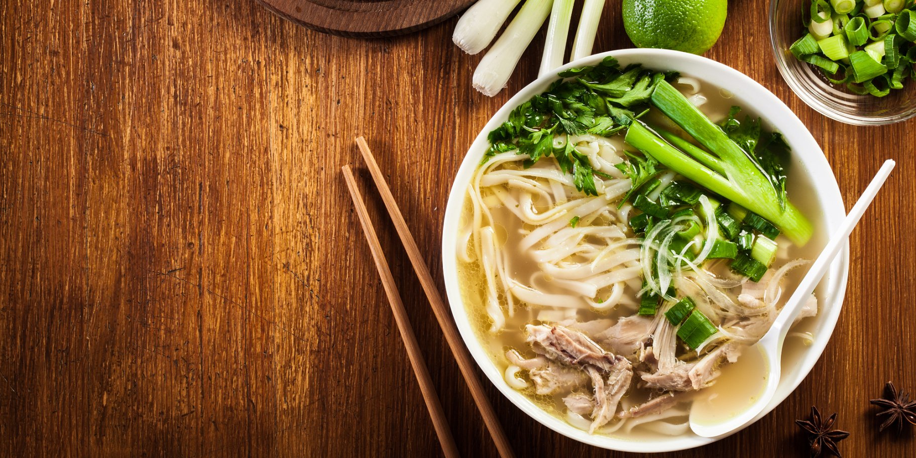 В'єтнамський суп з локшиною