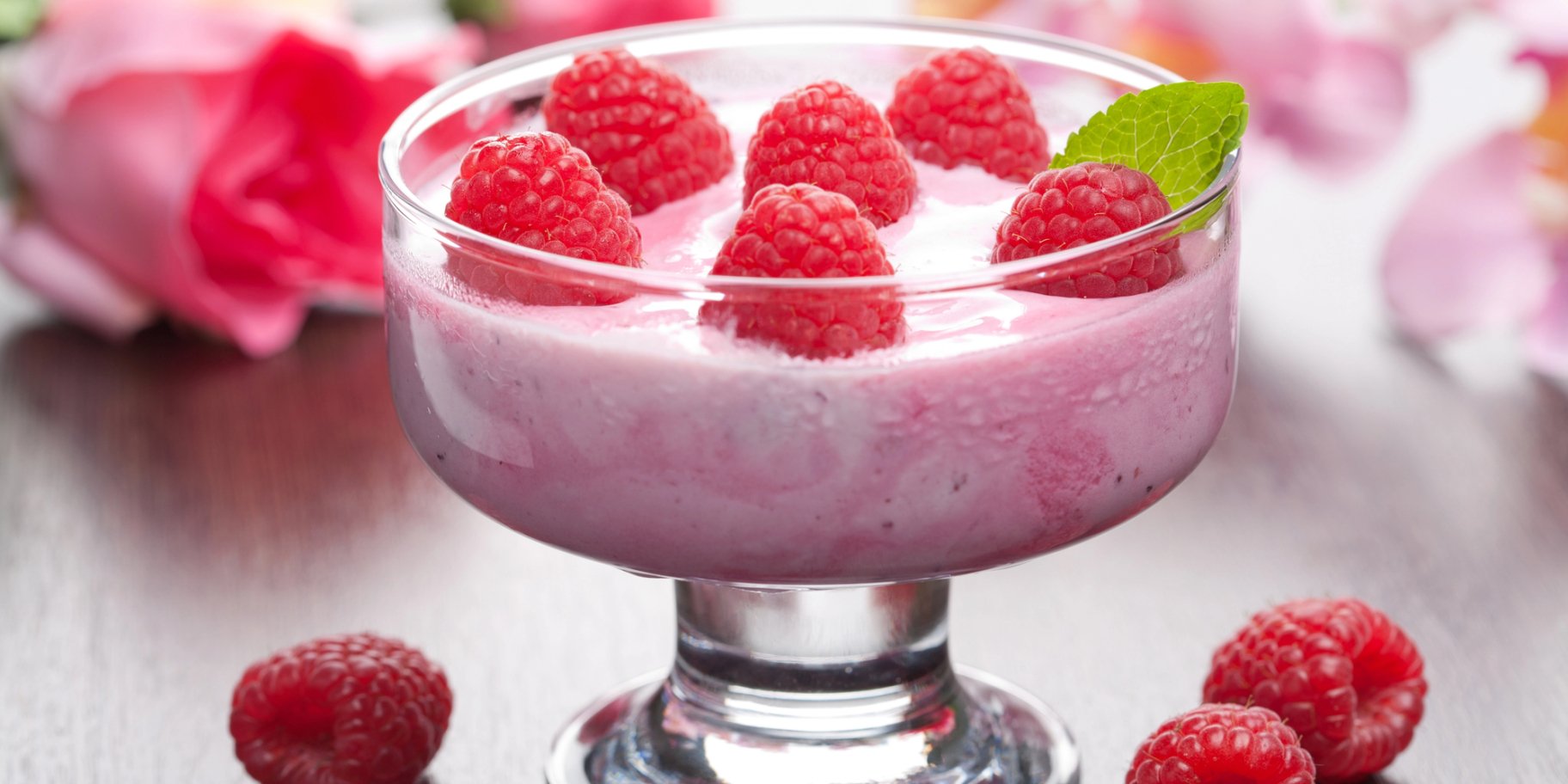 Десерт з заморожених ягід