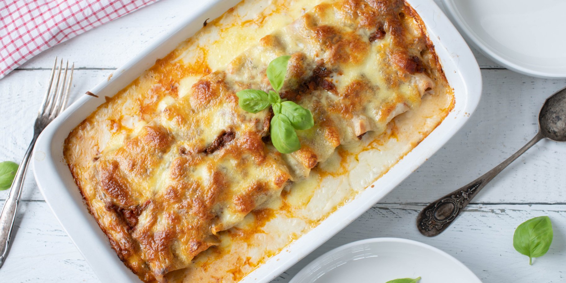 Макарони під соусом бешамель