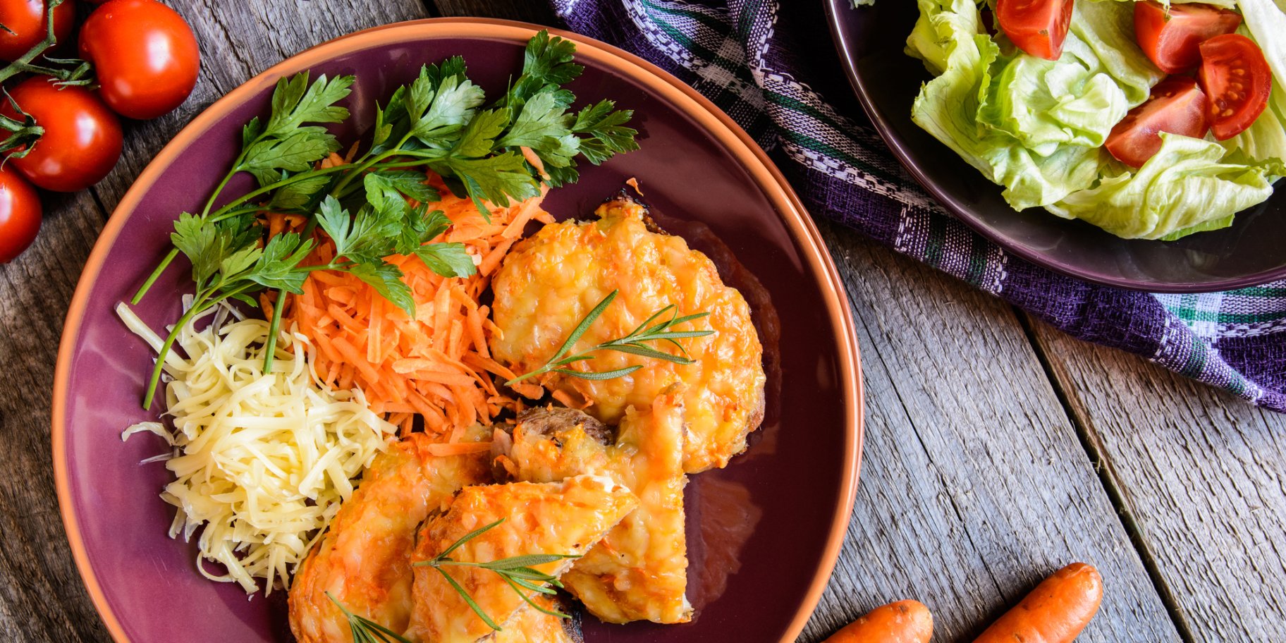 Свинячі відбивні під сиром