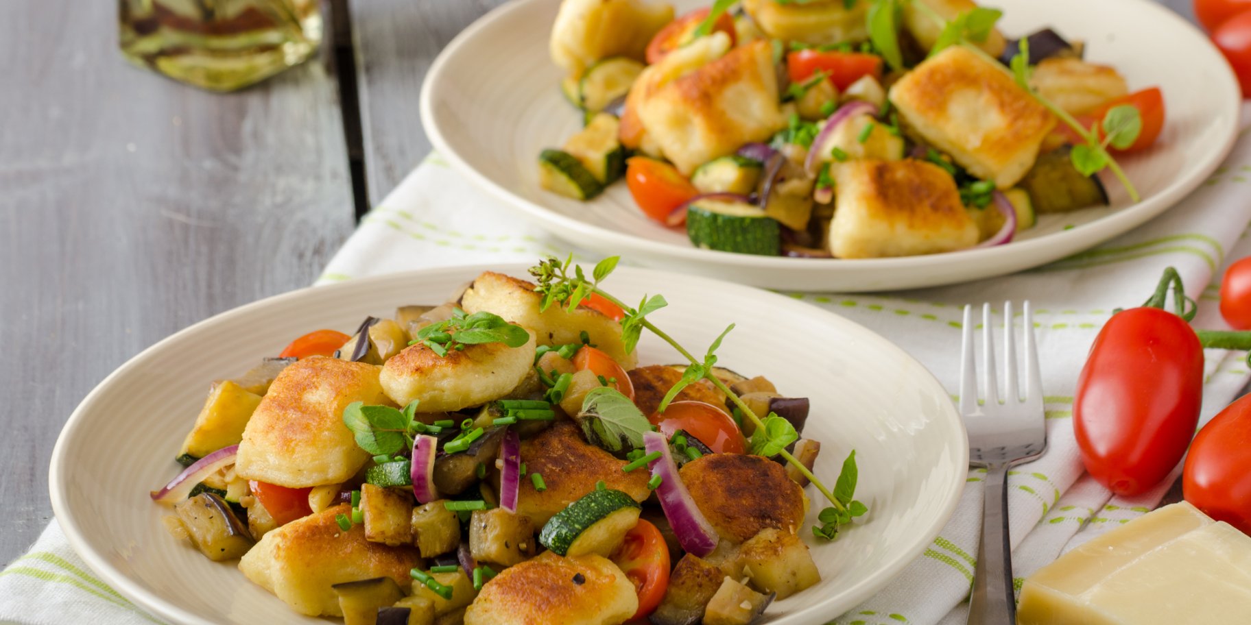 Смажені ньокі з овочами