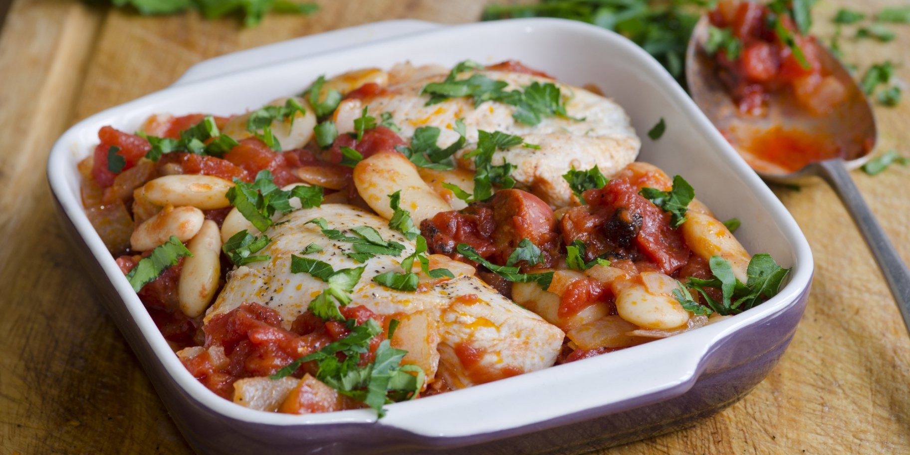 Курятина з квасолею у мультиварці