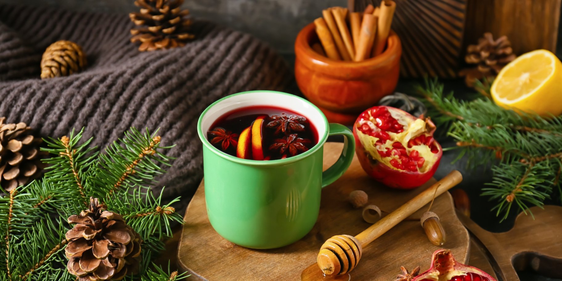 безалкогольний гранатовий глінтвейн