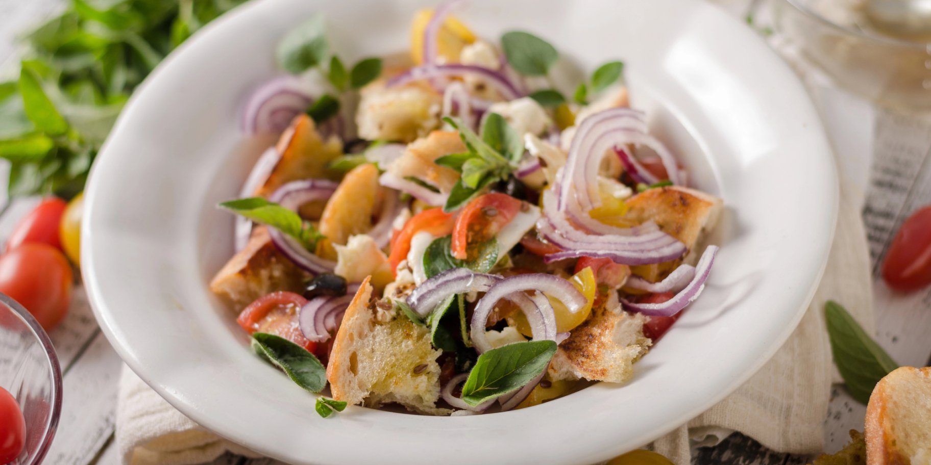 Італійський салат панцанела