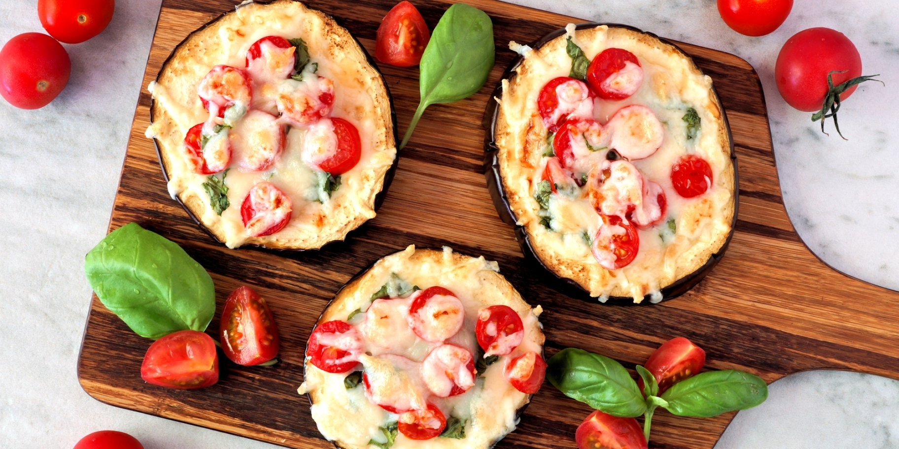 Мини-пицца из баклажанов