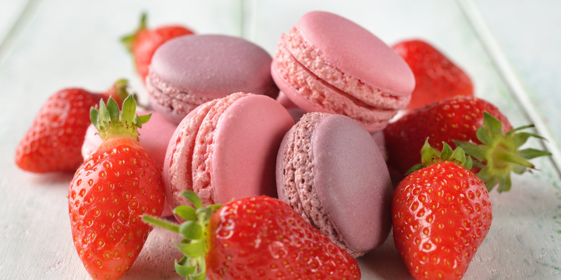 Клубничные макароны