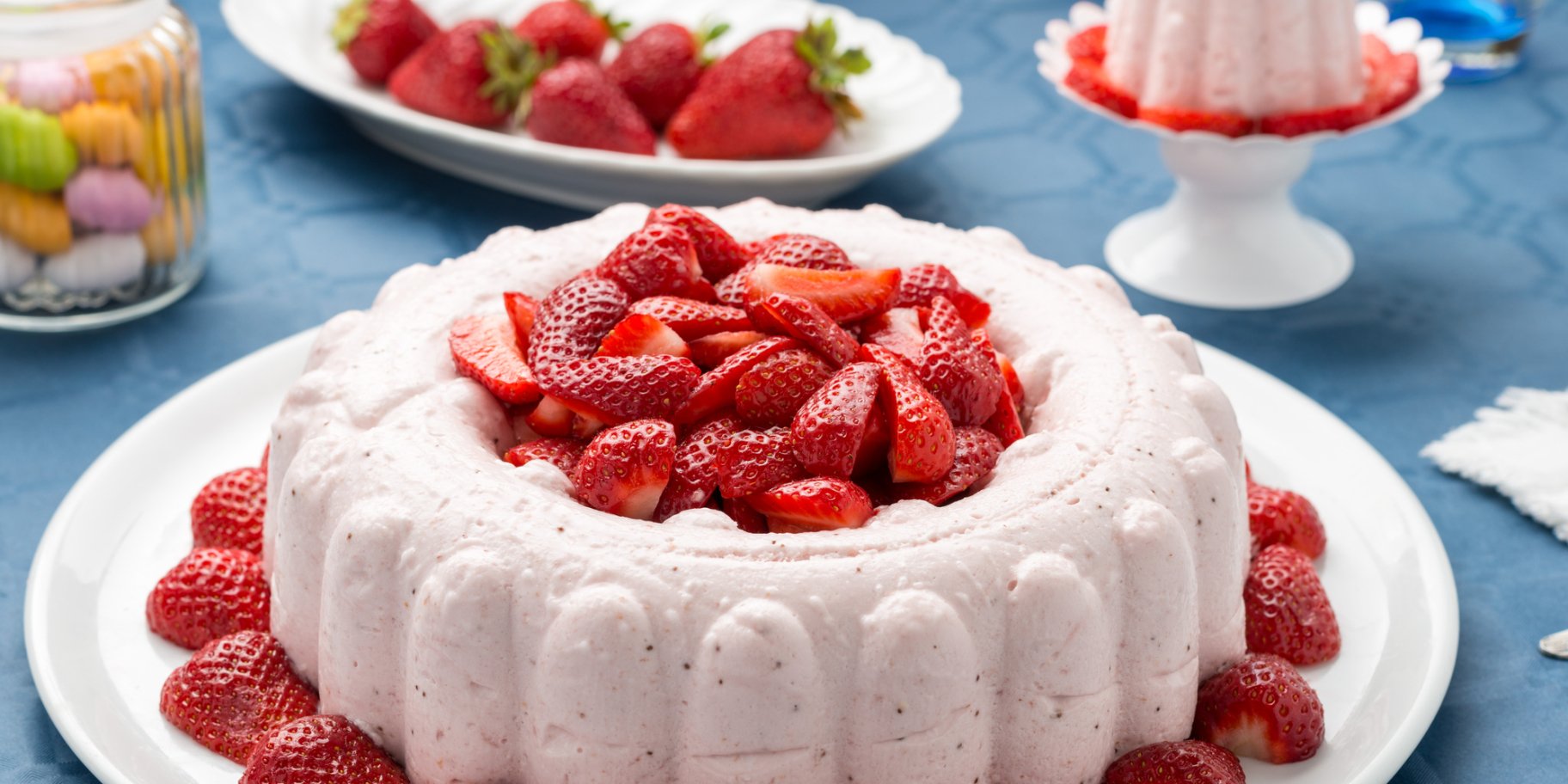 Желе з йогурту та фруктів