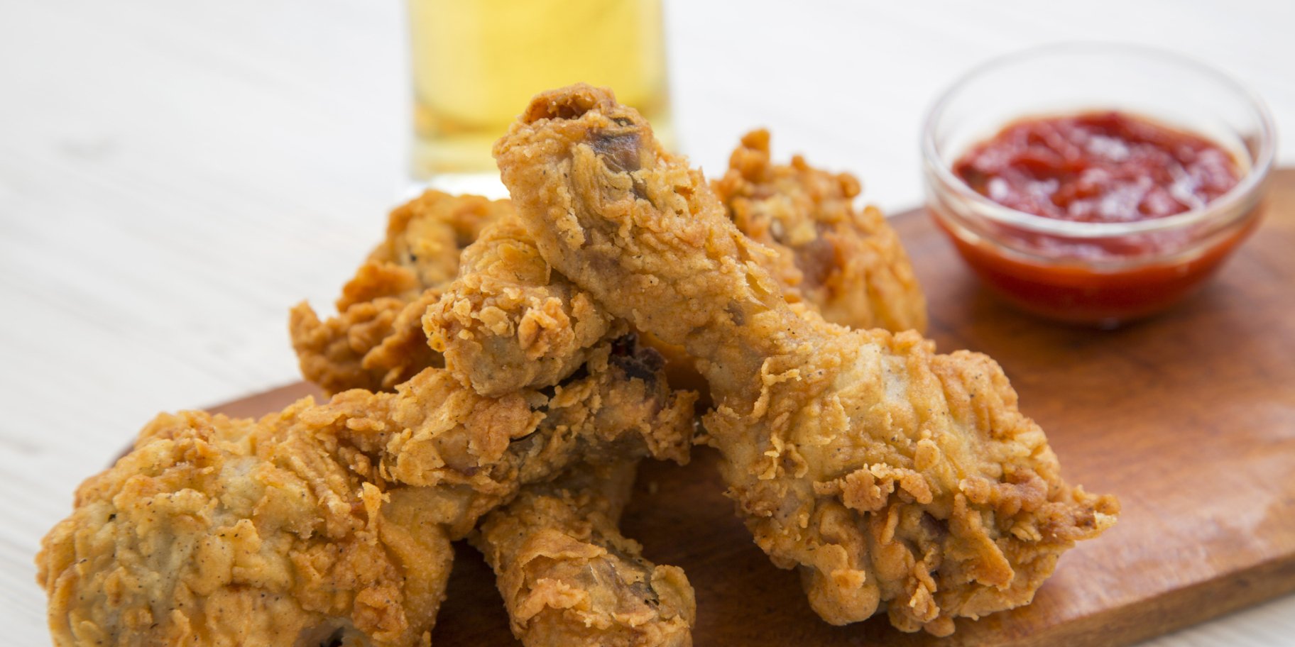 Курячі гомілки в кукурудзяній паніровці