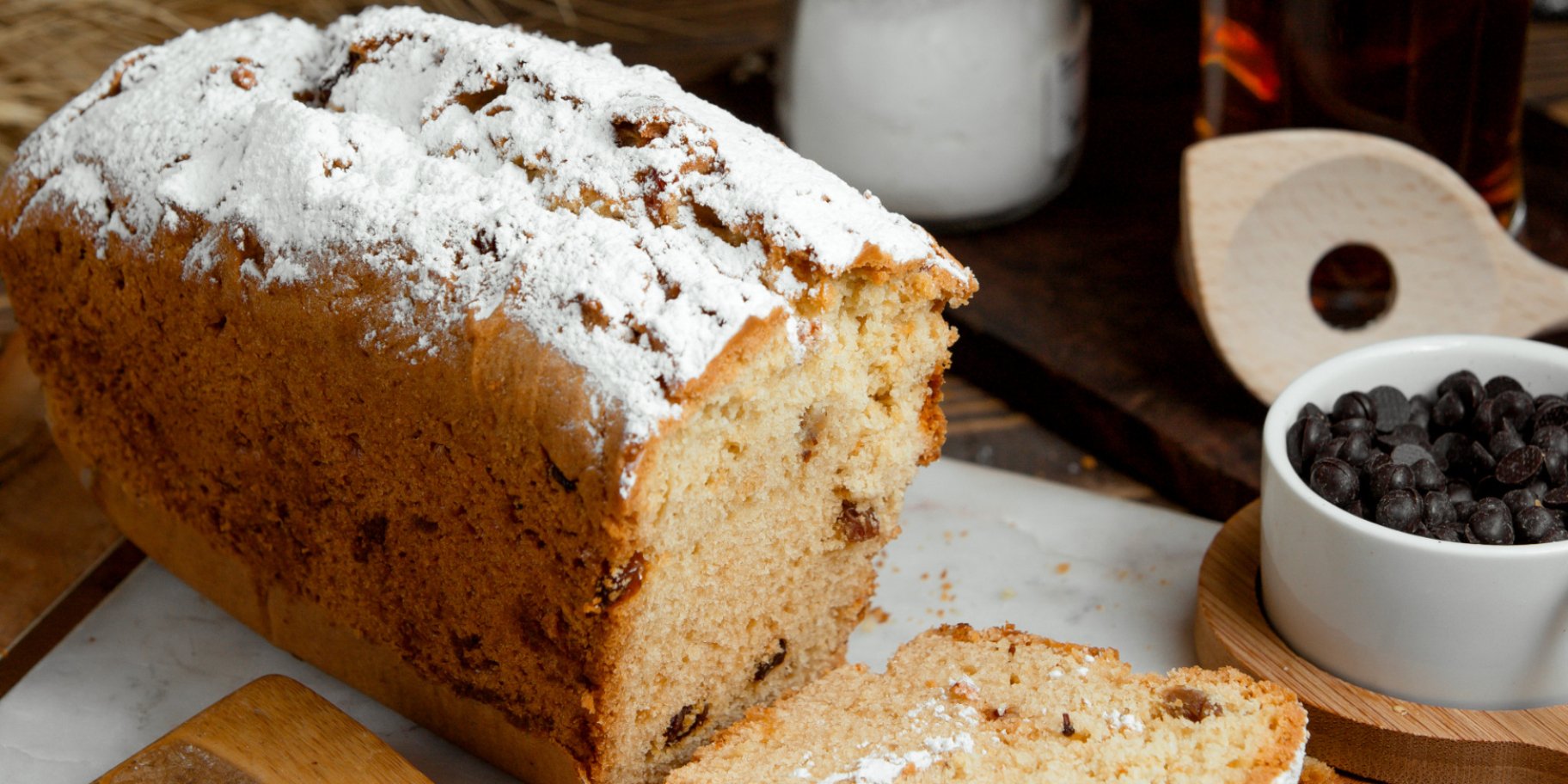 кекс с изюмом