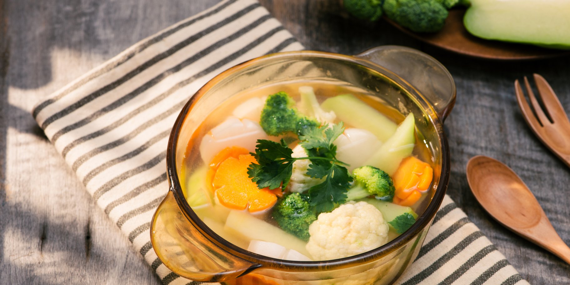 Суп на тушонці з овочами