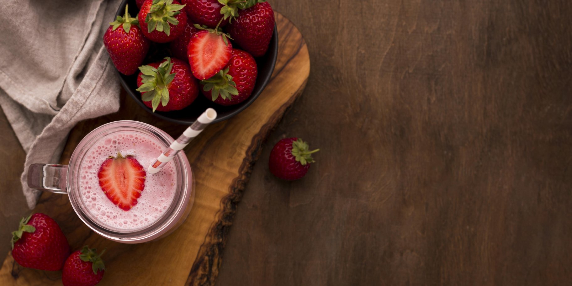 Лате з полуницею