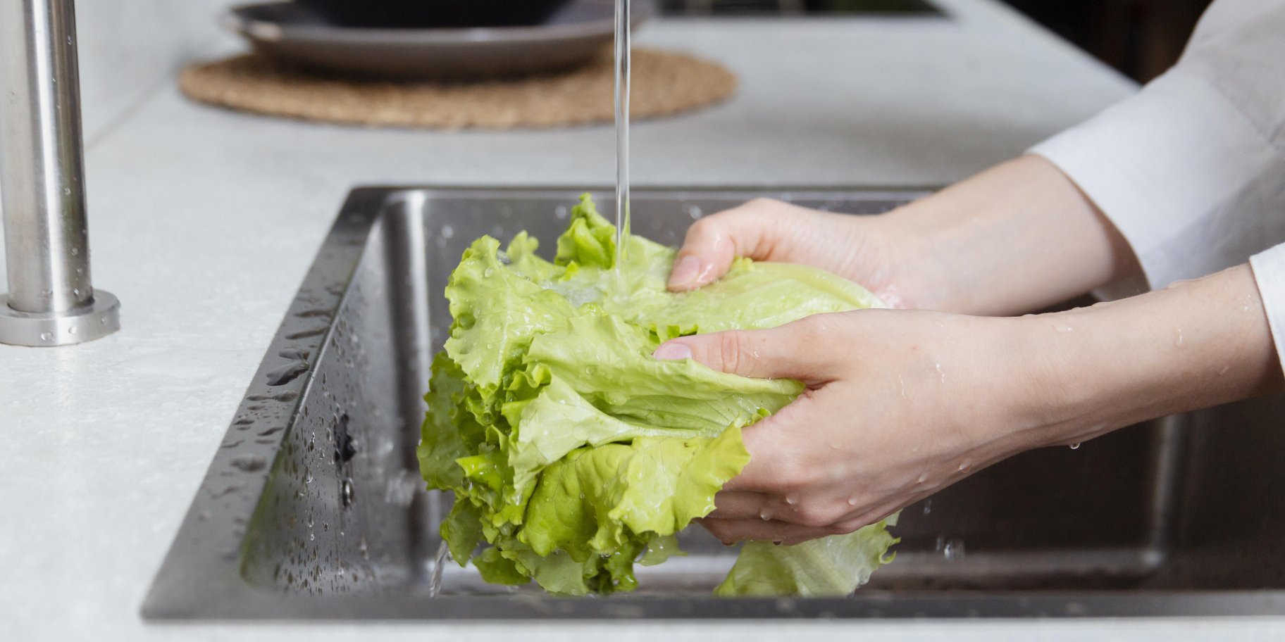 Миття овочів