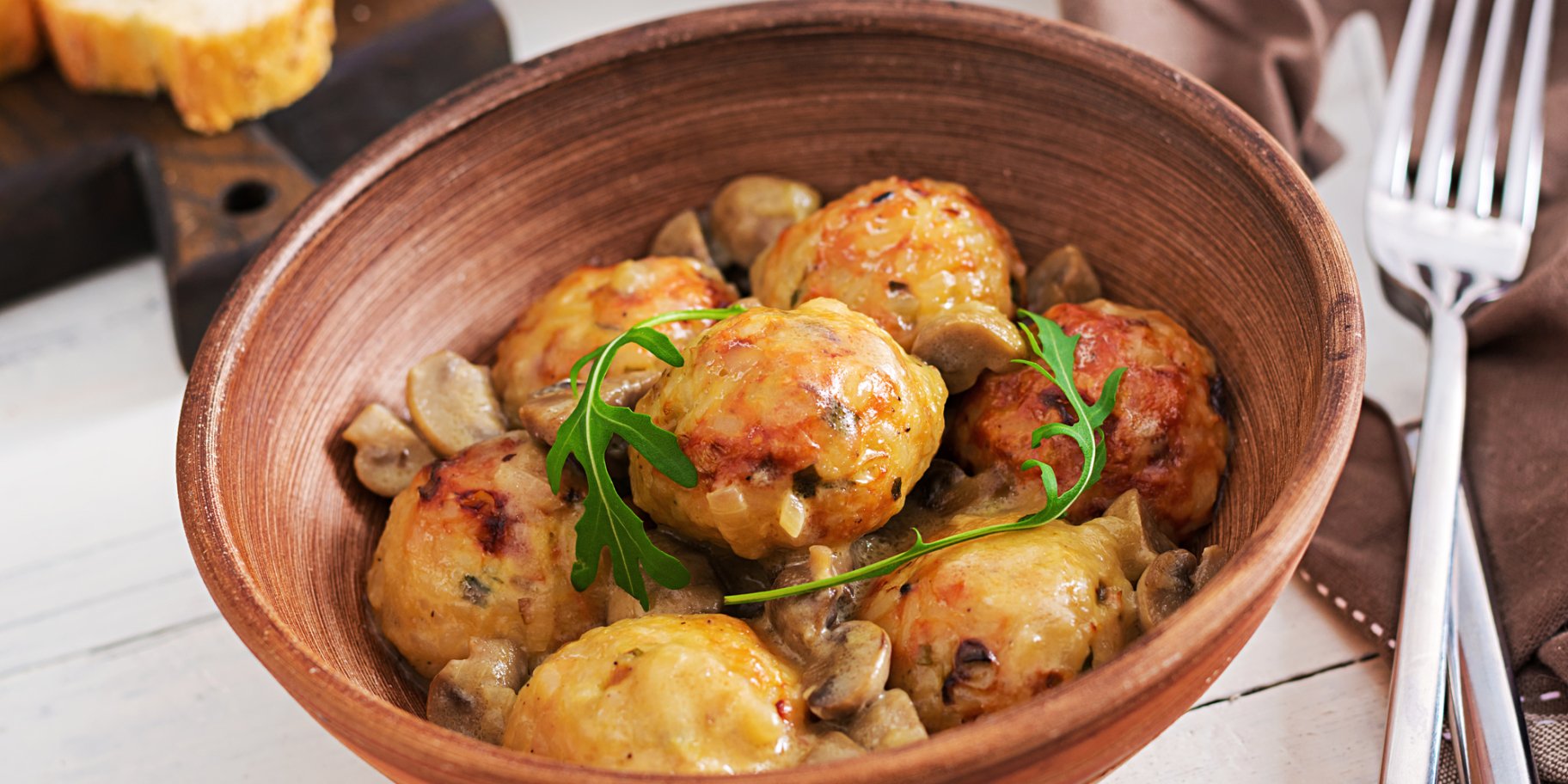 Картопляно-м'ясні тюфтельки з підливою