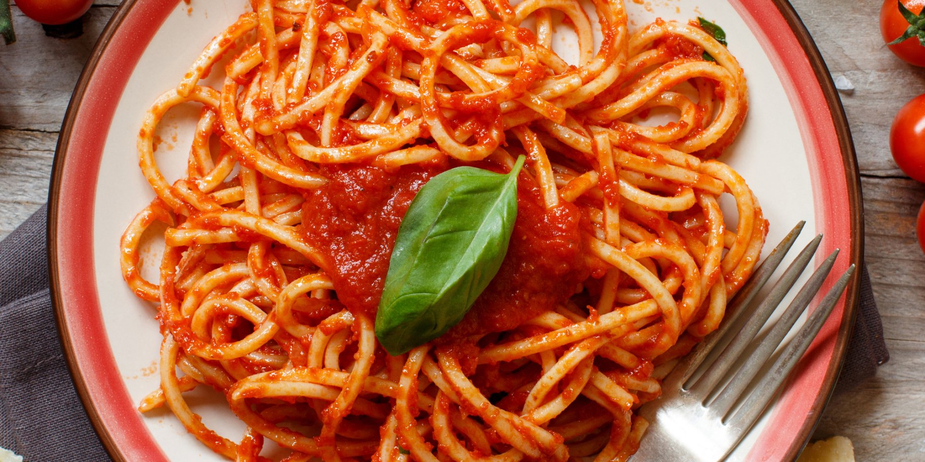 Паста з томатами