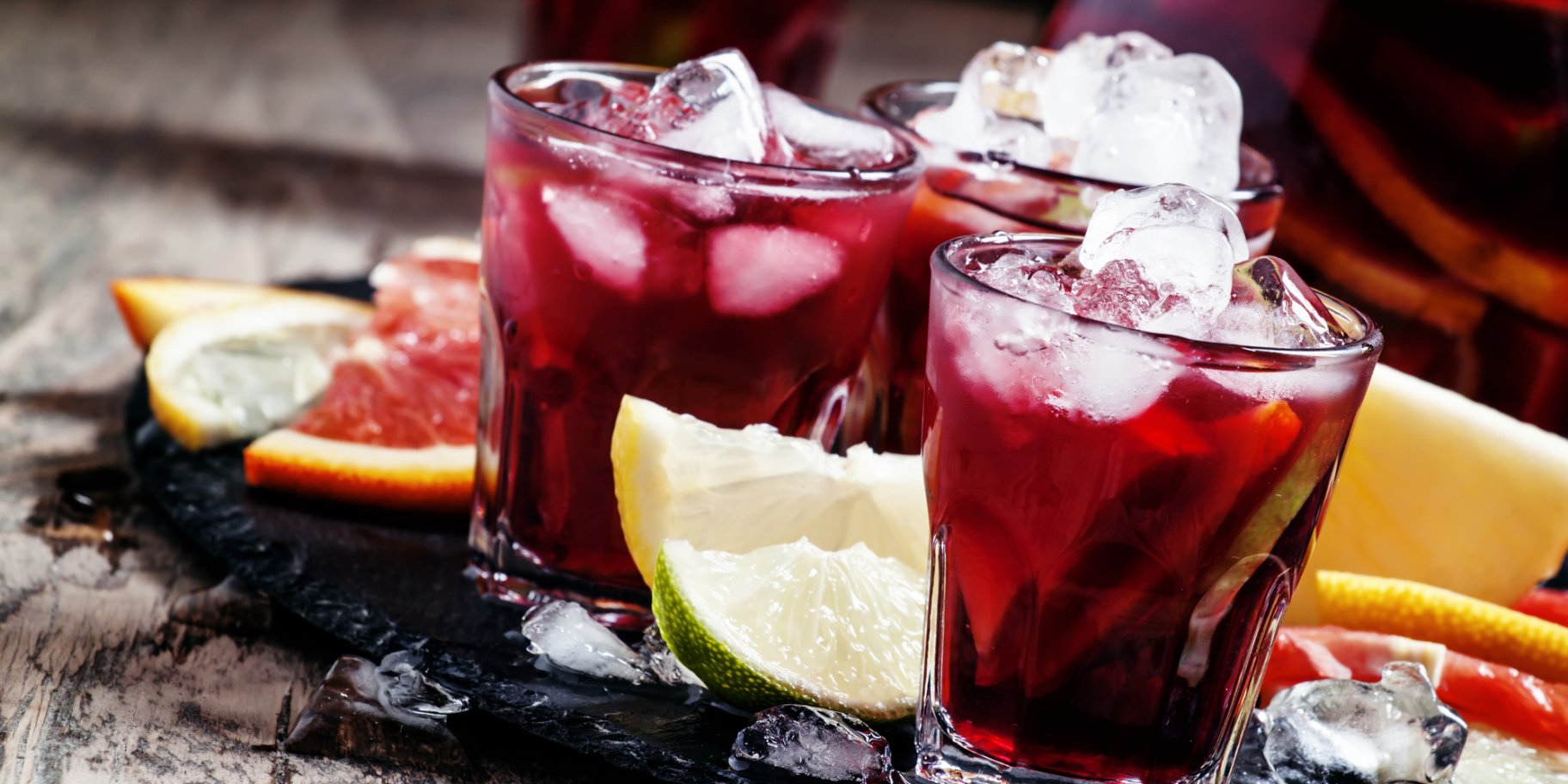 буряковий коктейль у склянці