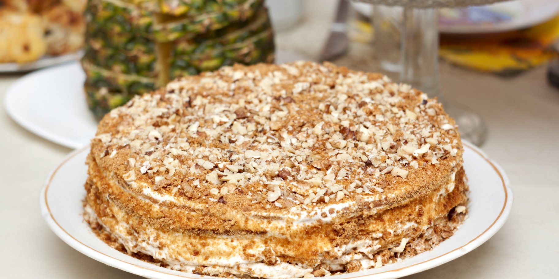 Простий торт з кефіру