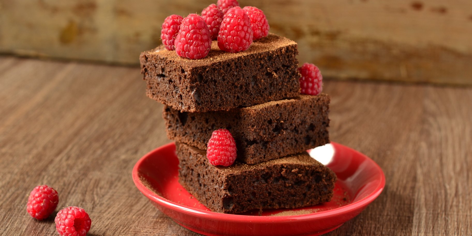 Брауні із шоколадом і малиною