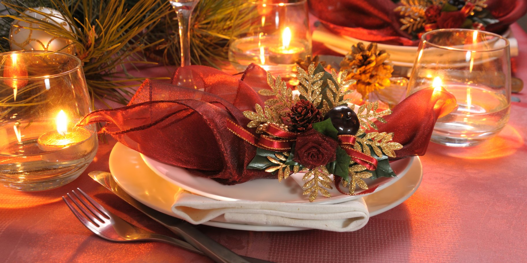 новорічний стіл