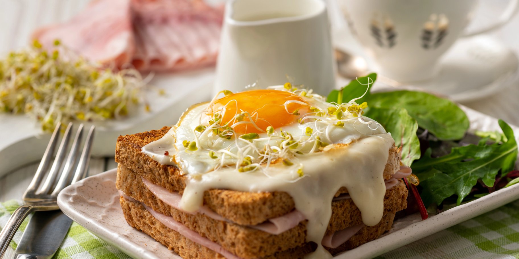 Яйце в хлібі