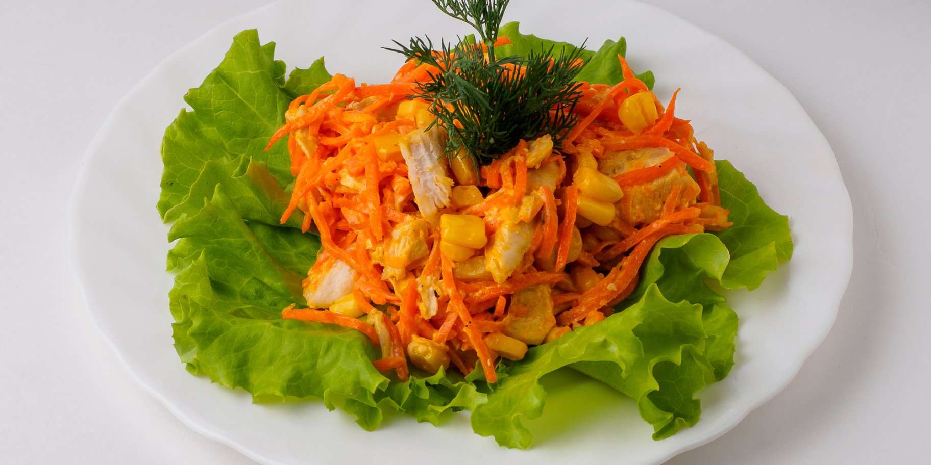 Салат з моркви, курки та кукурудзи