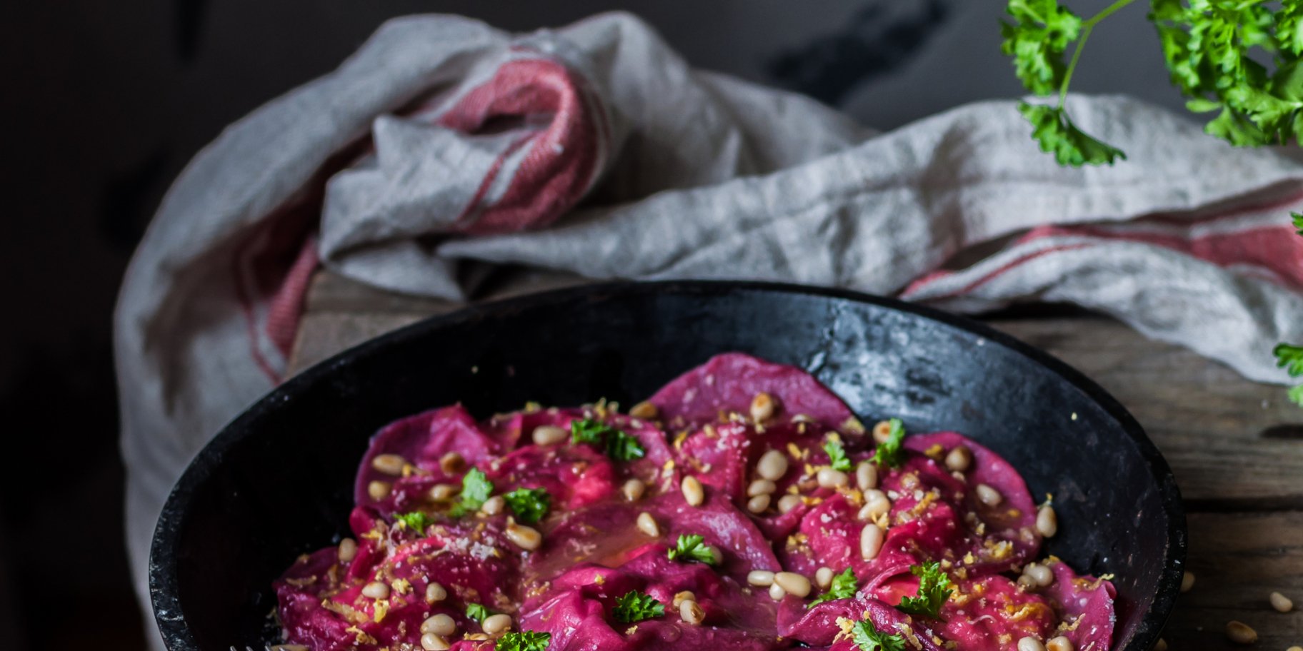 Бурякові равіолі з сирною начинкою