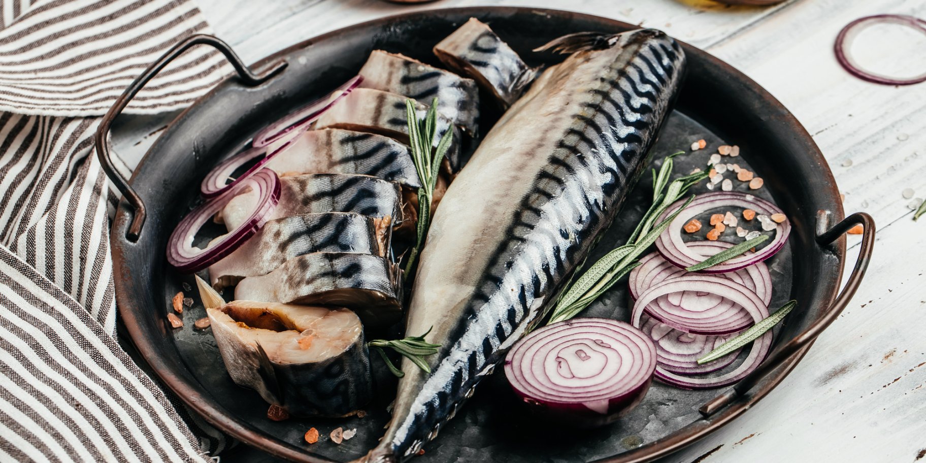 маринована ціла скумбрія