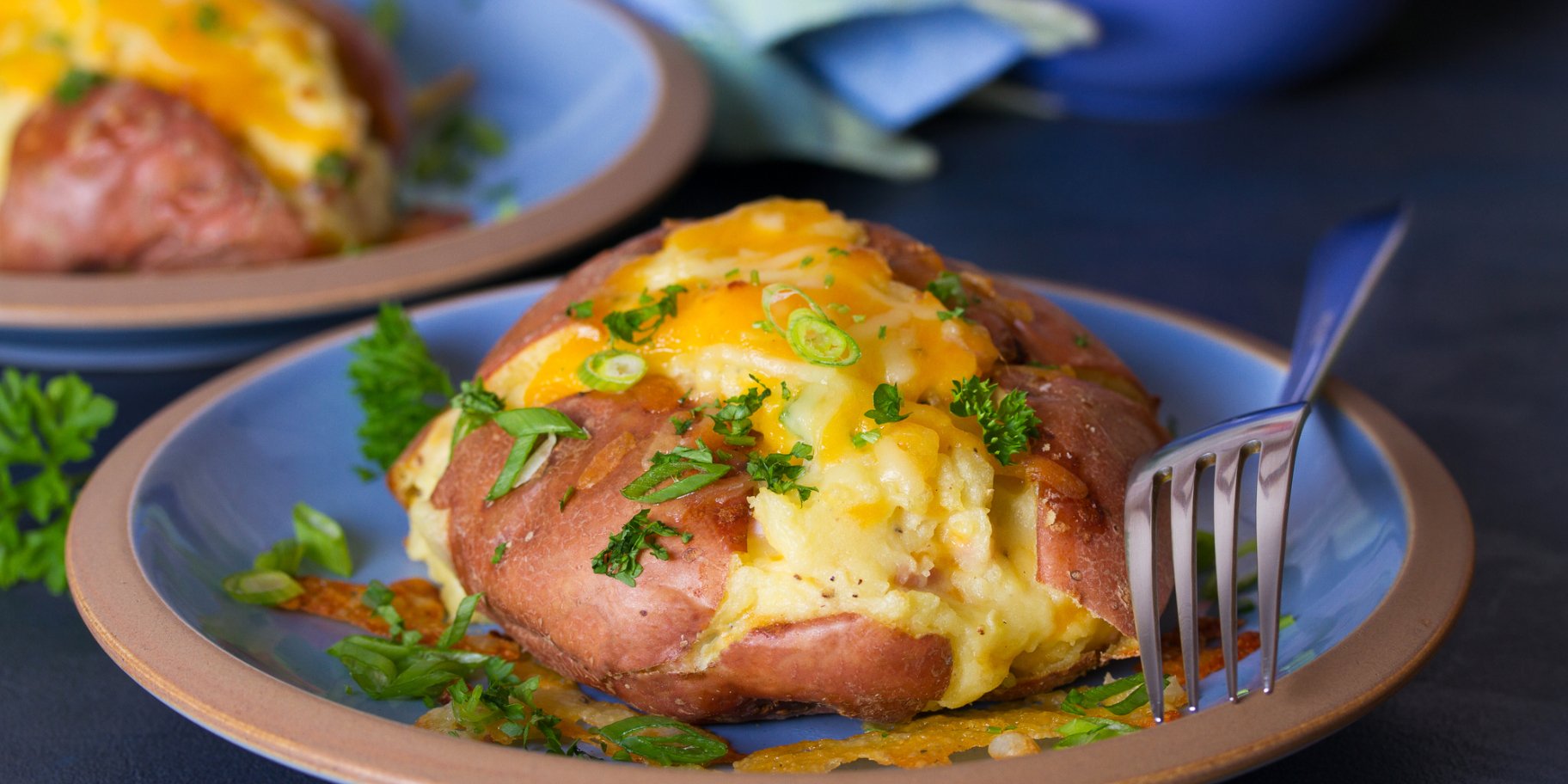 Картопля запечена з сиром