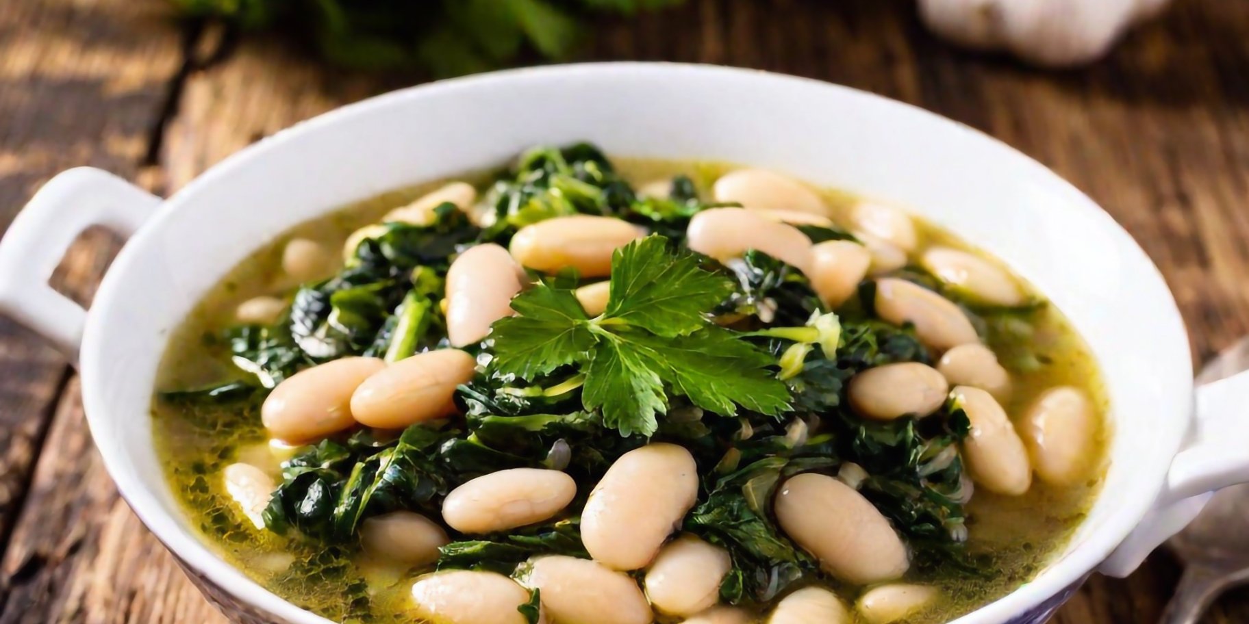 Квасоля зі шпинатом