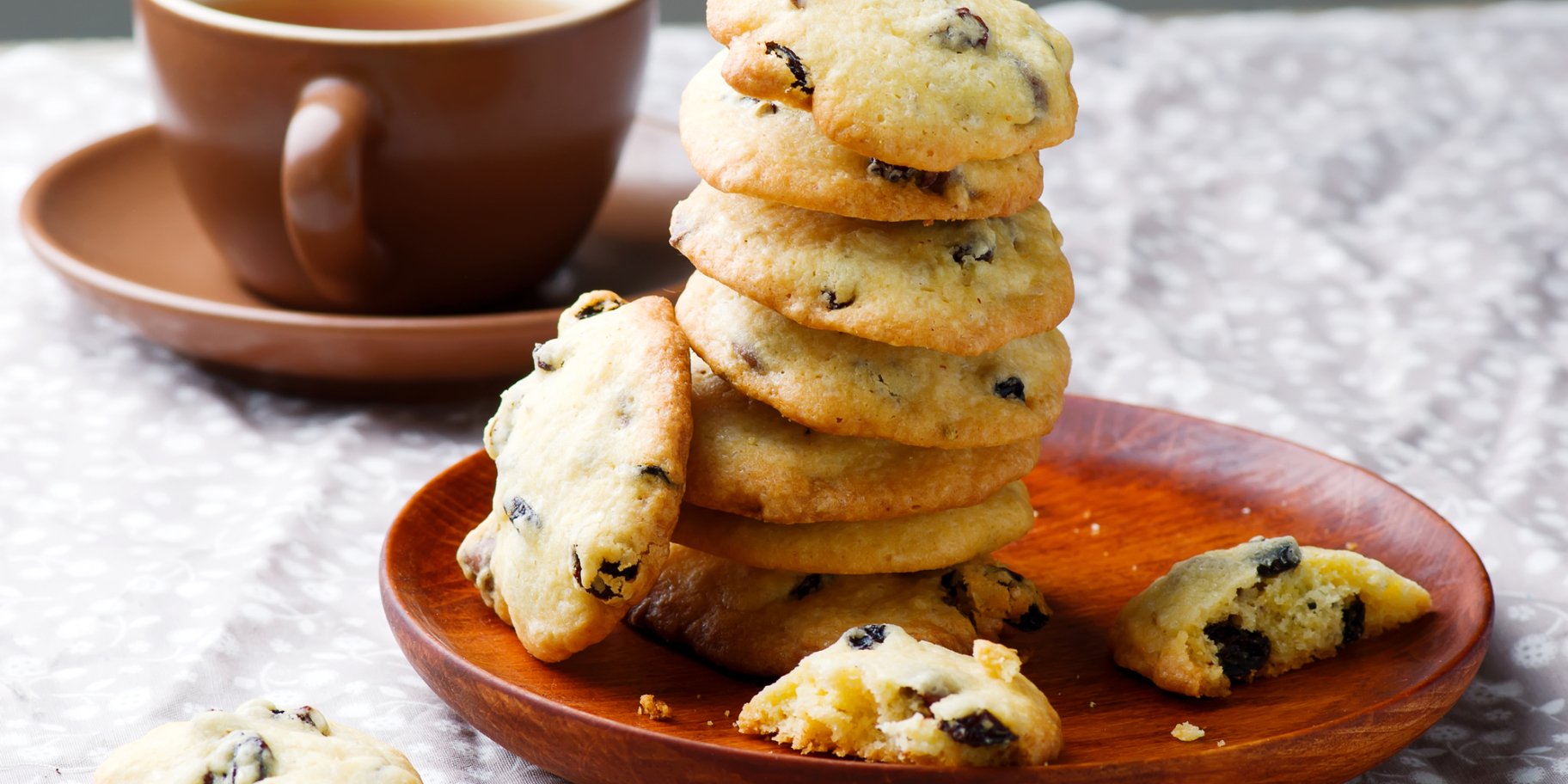 песочное печенье с изюмом