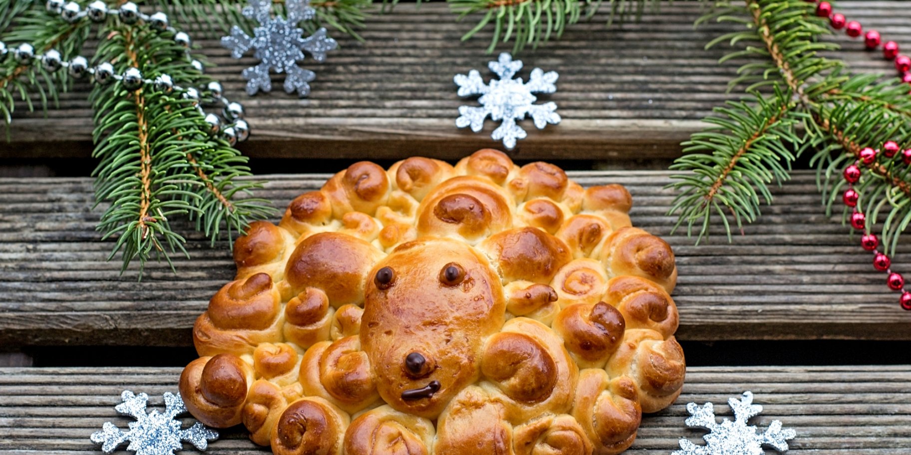 Пиріг “Вівця” з м’ясною начинкою