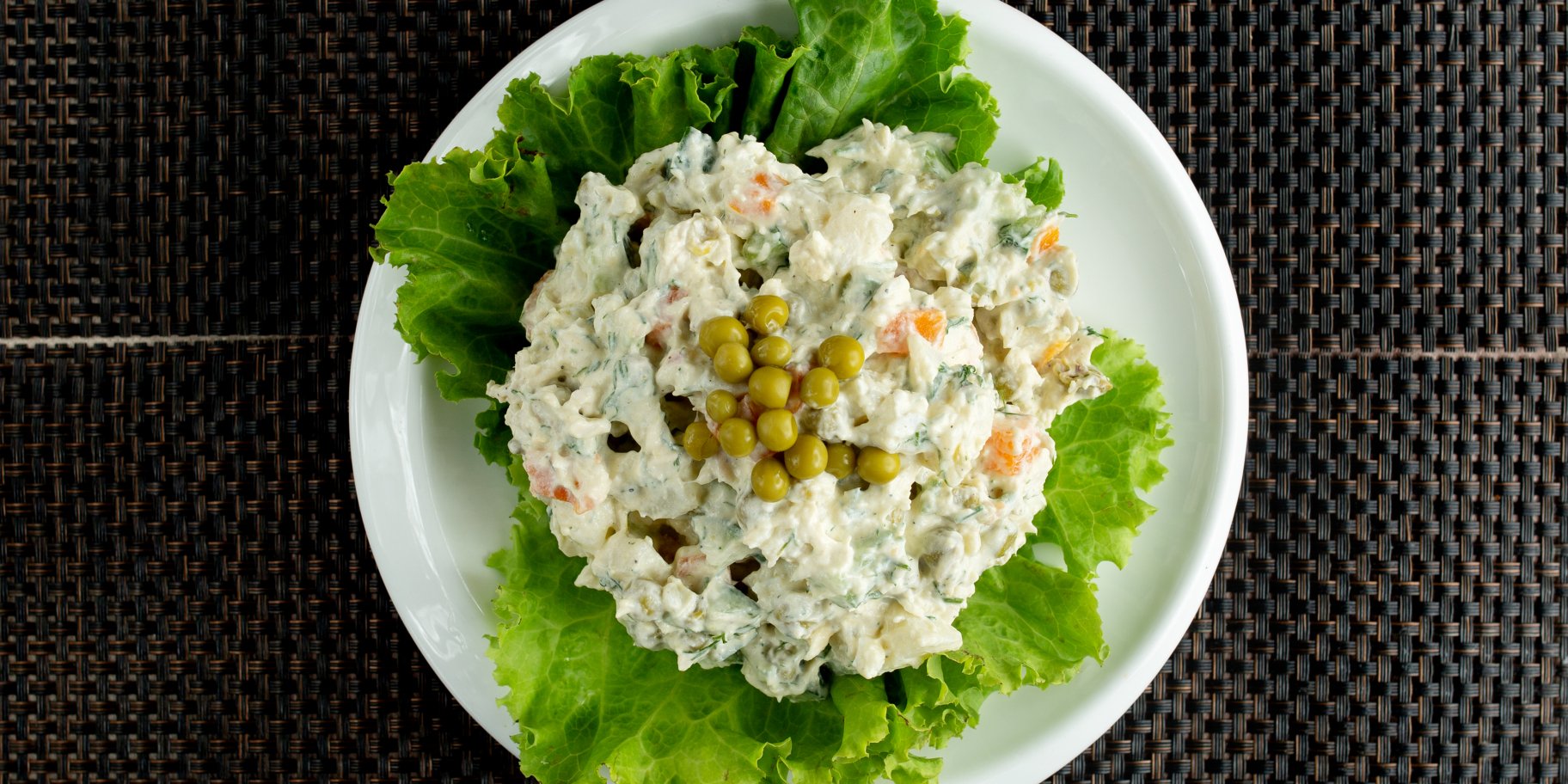 «Олів’є» з відварним телячим язиком