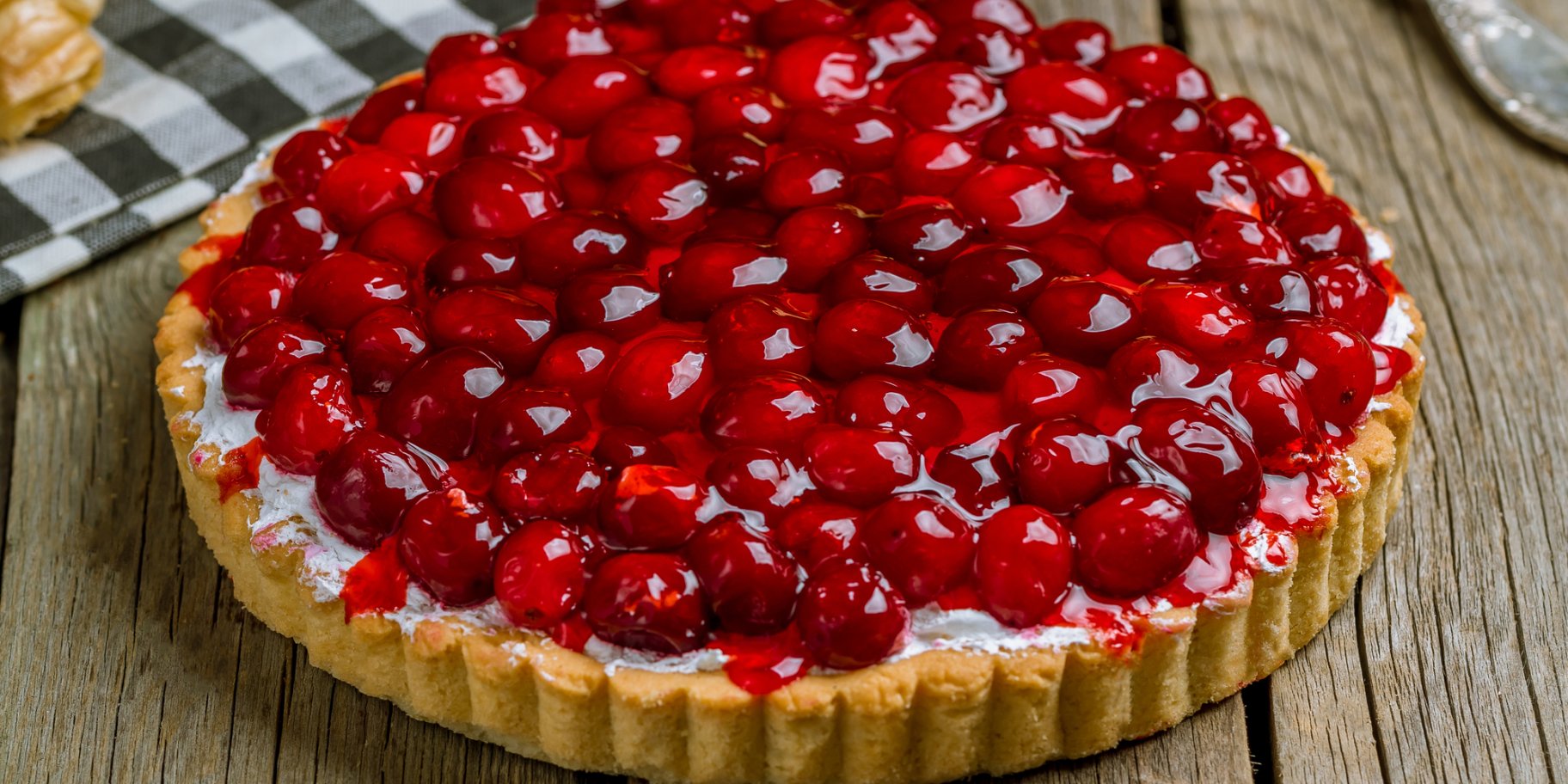 тарт з вишнею