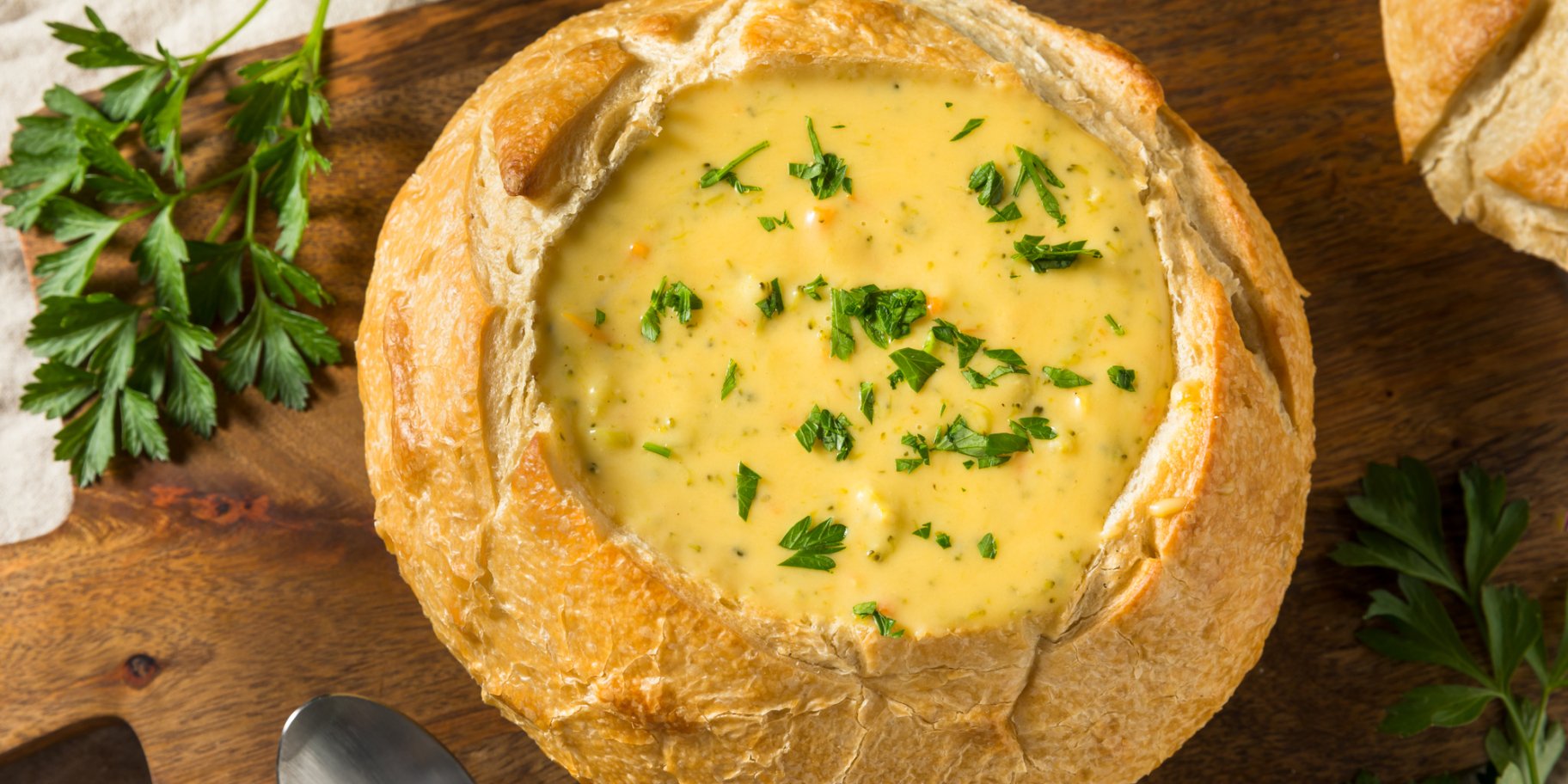 Жульєн з куркою у булці