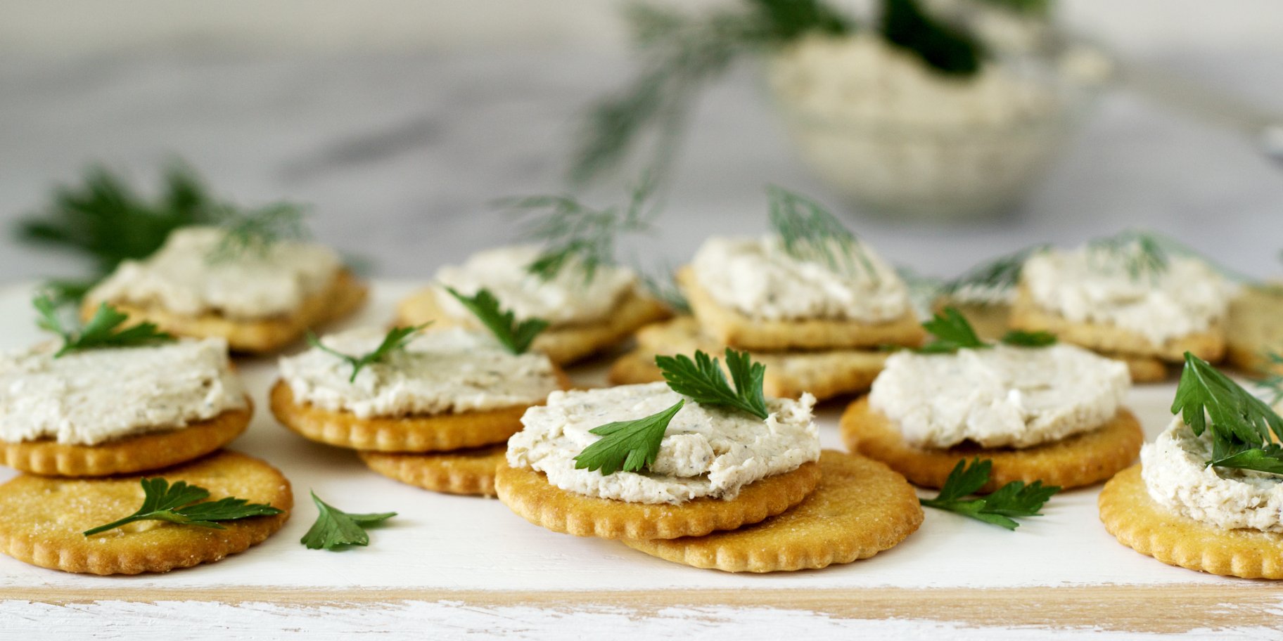 крекери з намазкой