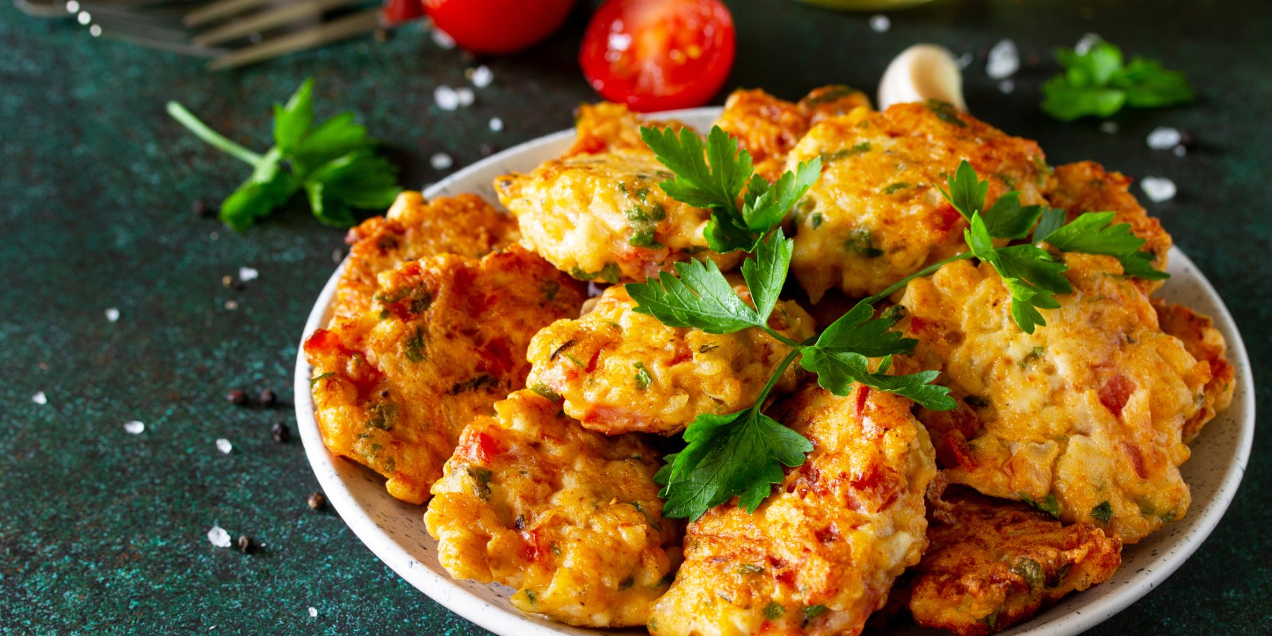 Курячі котлети з томатами