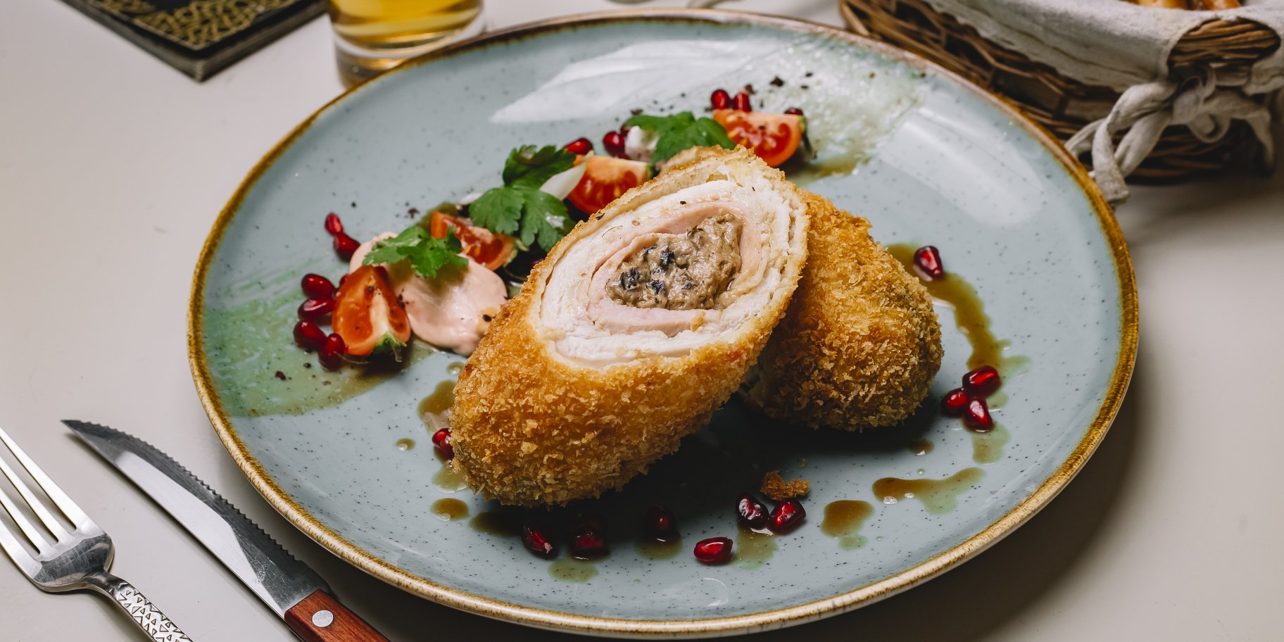 М'ясні рулети з начинкою