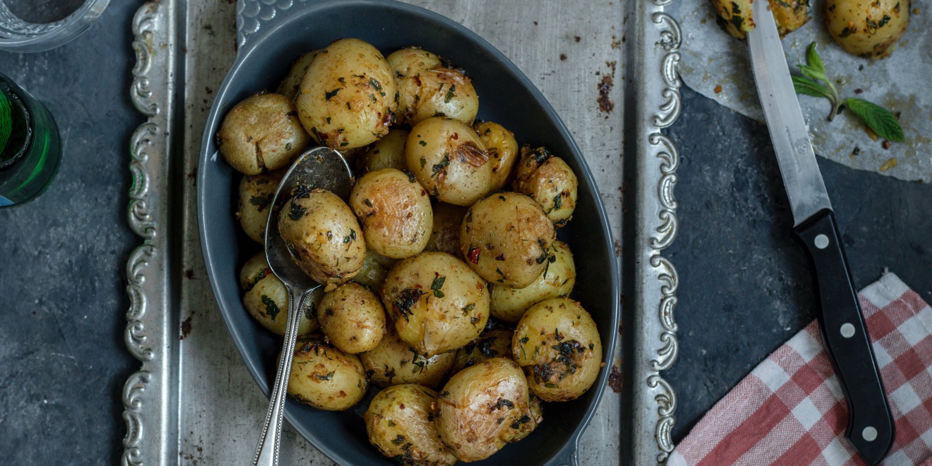 Молода картопля із салом