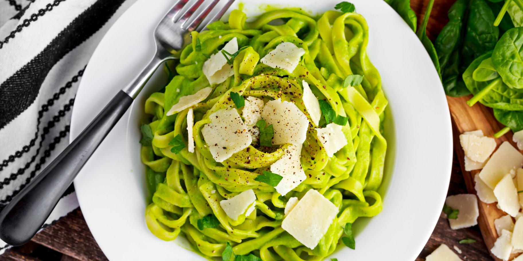 Домашні шпинатні макарони