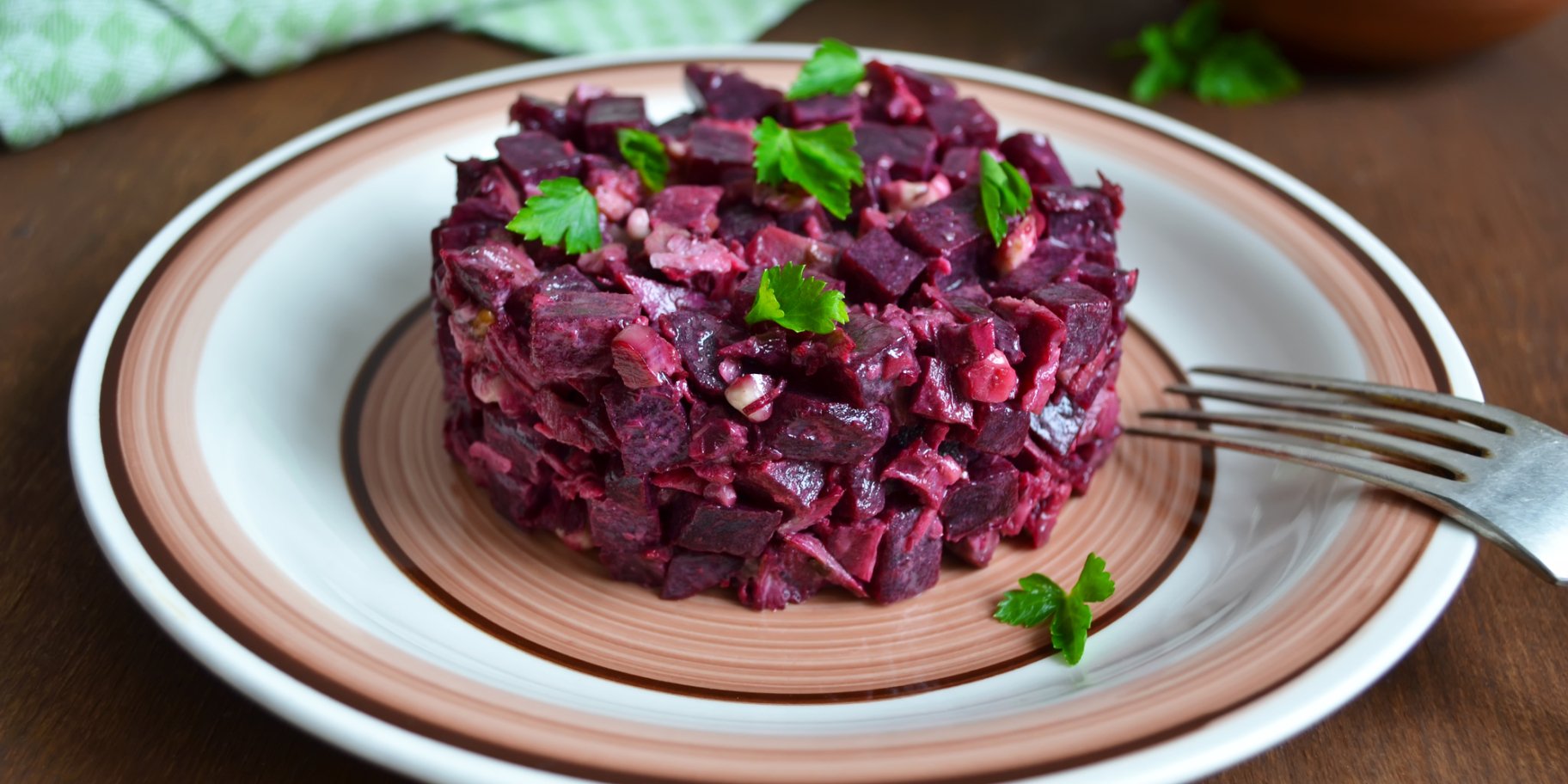 Салат з буряком і курятиною