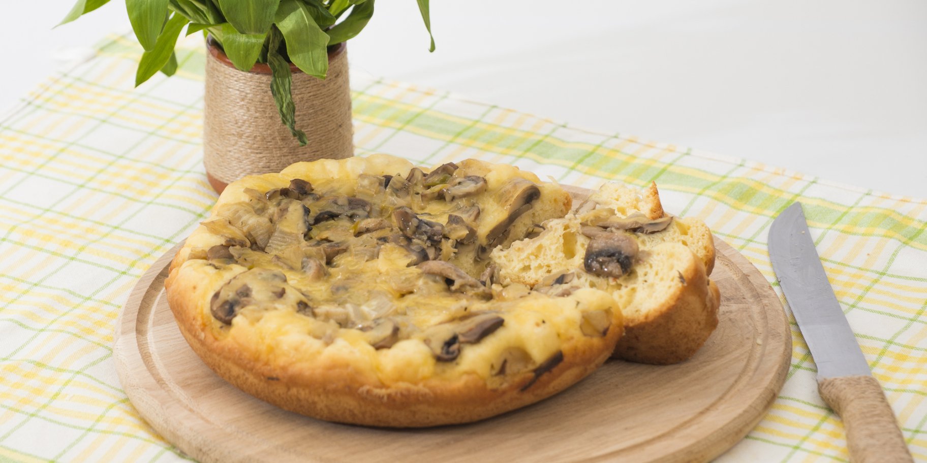 Сирно-грибний пиріг - швидкий рецепт