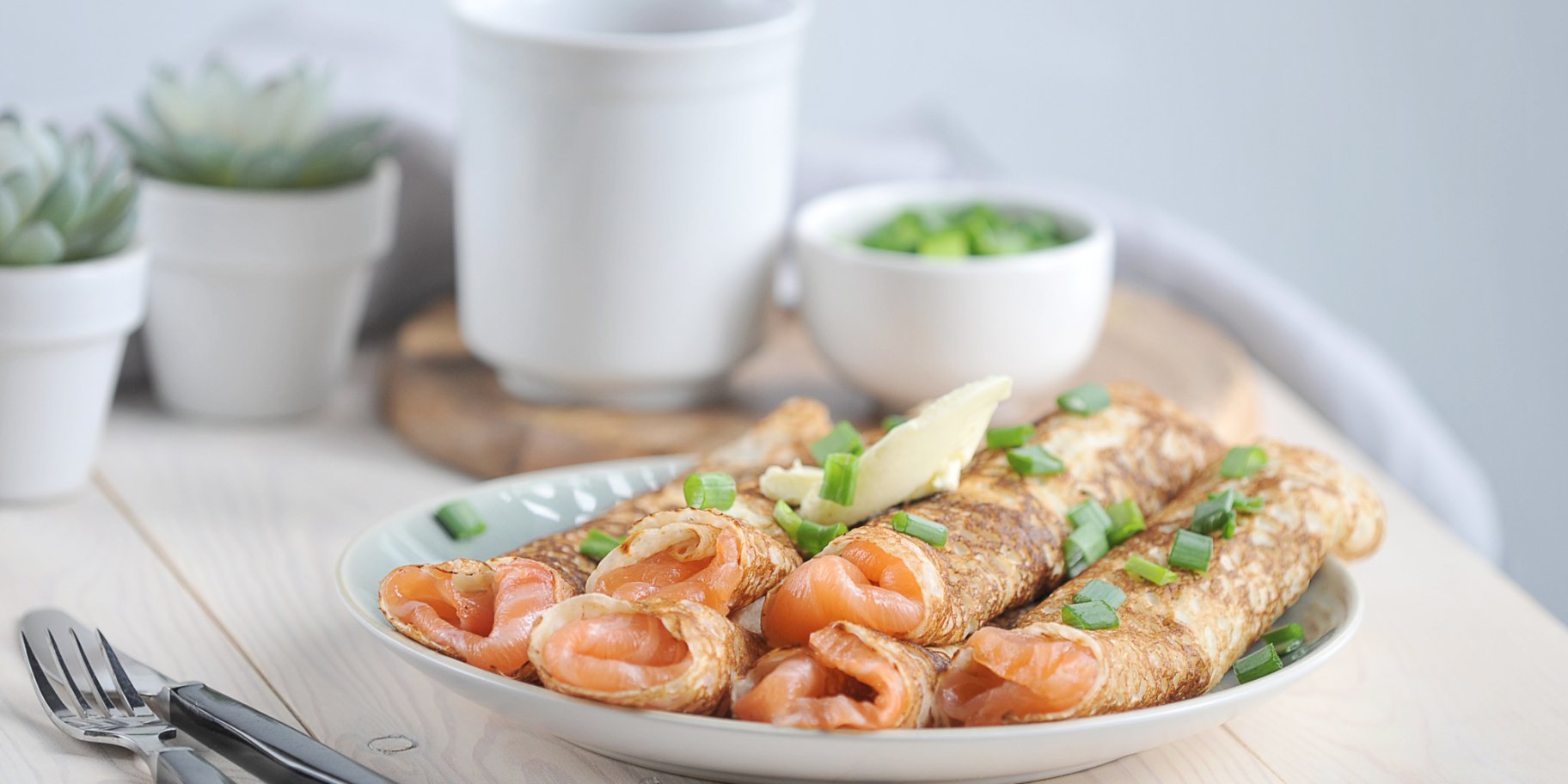 Млинці з лососем