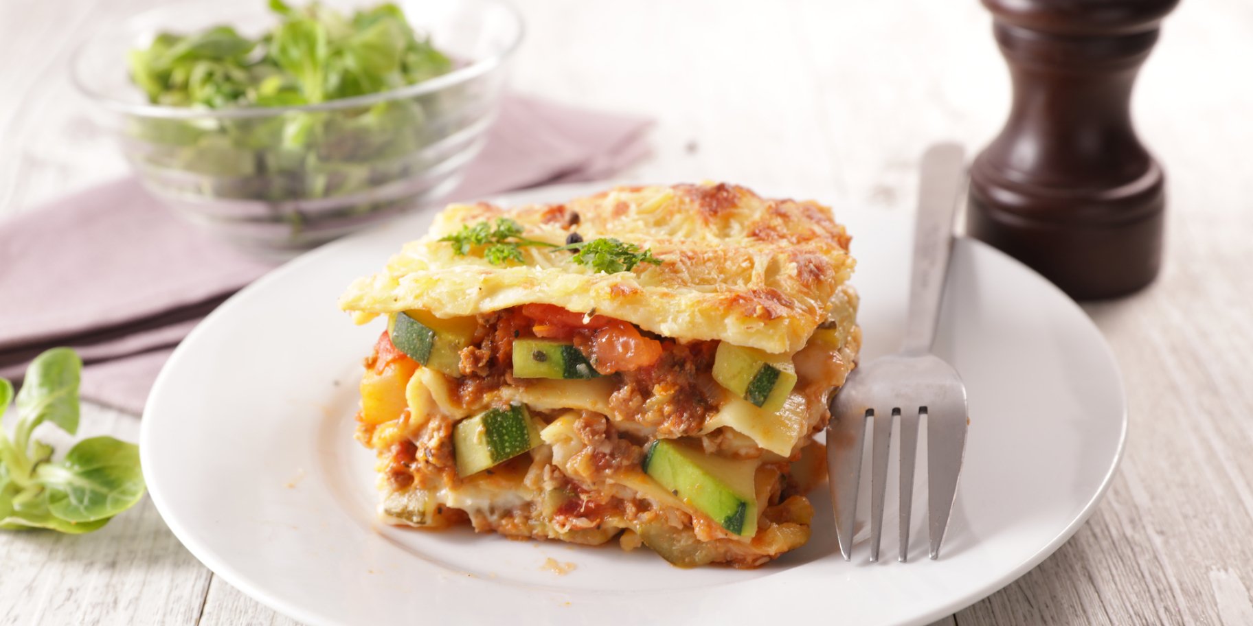 Лазанья с мясом, цукини и сыром