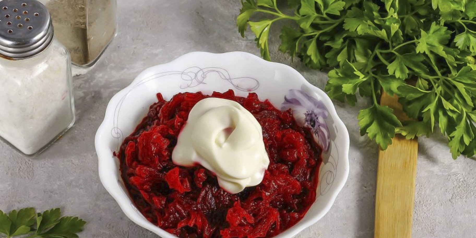 Фінський салат із червоним буряком