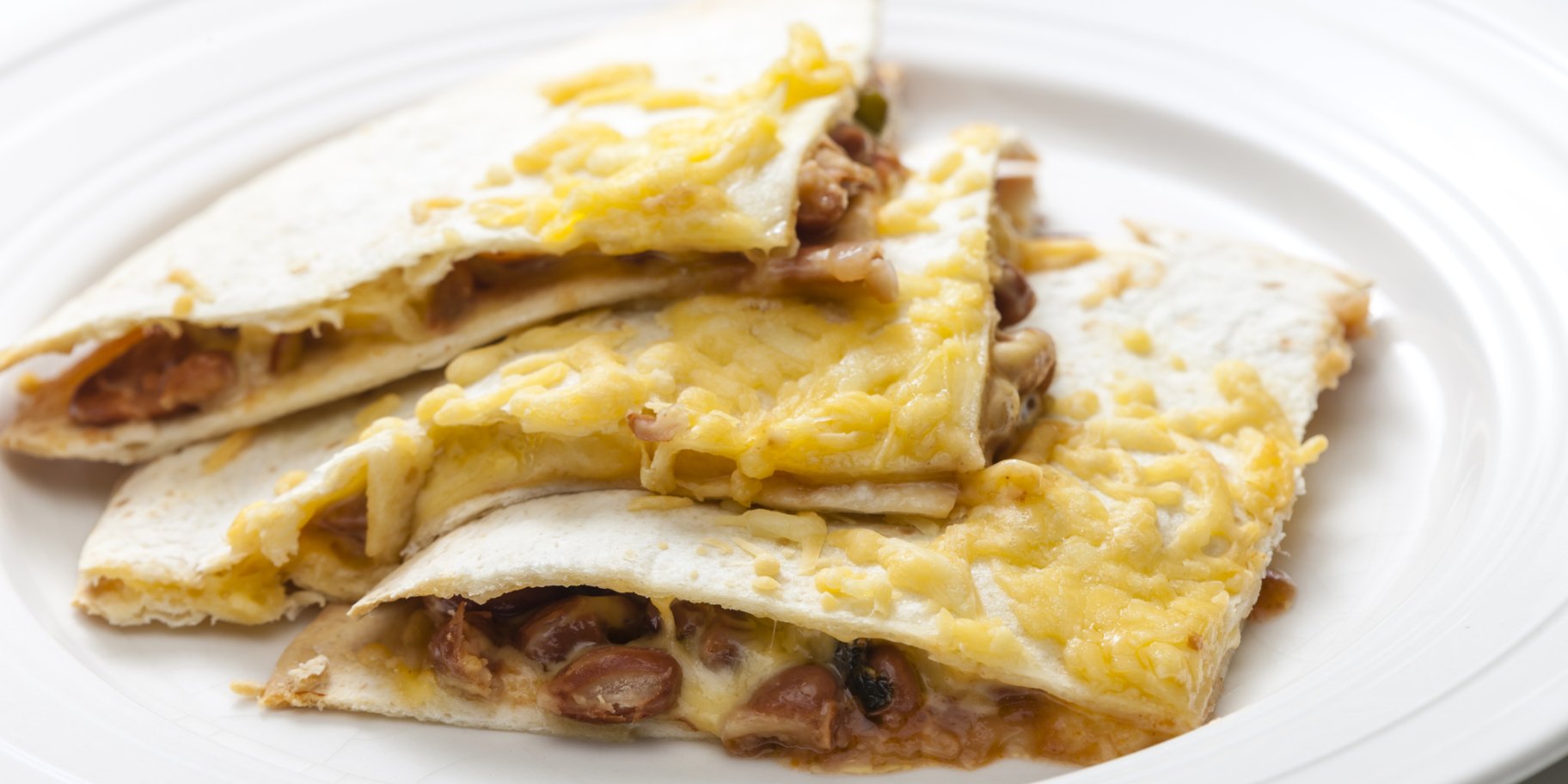 Кесадилья з квасолею