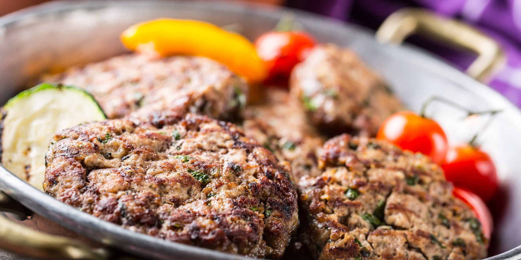 Бургер з індички та кабачків