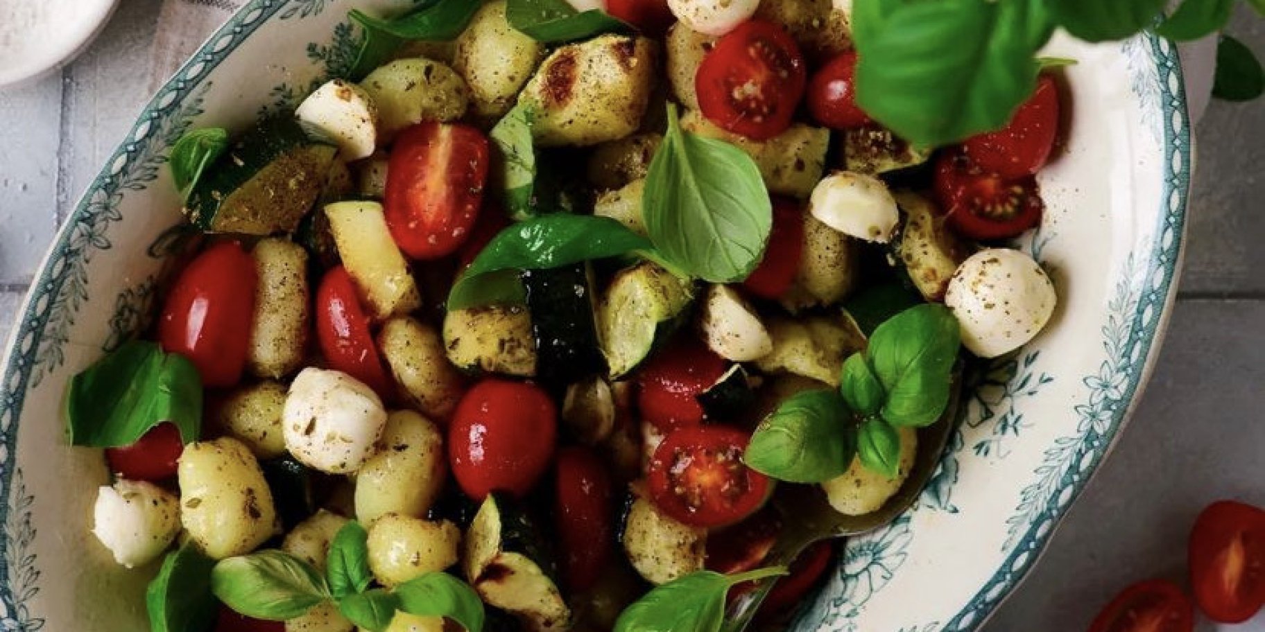 Теплый салат из ньоки